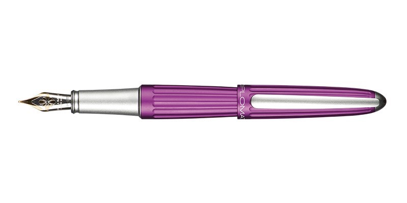 DIPLOMAT Aero Violet - stilou cu penita M, aurita 14kt.